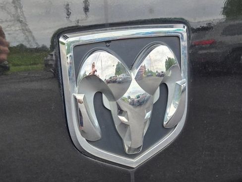 Used 2017 RAM 1500 Express AWD/4WD image 17