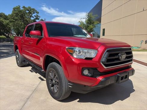 Used 2022 Toyota Tacoma SR5 RWD image 5