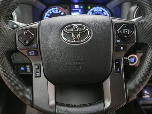 Used 2023 Toyota Tacoma TRD Sport AWD/4WD image 31