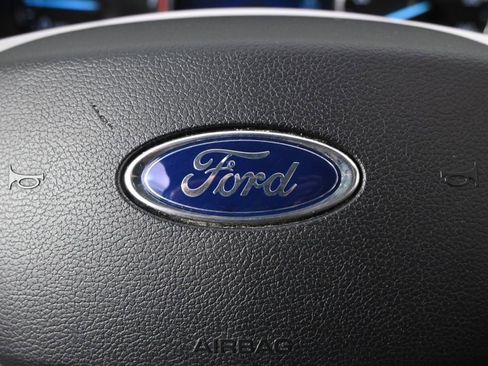 Used 2020 Ford Explorer XLT w/ Equipment Group 202A image 36