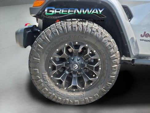 Used 2021 Jeep Wrangler Unlimited Rubicon AWD/4WD image 29