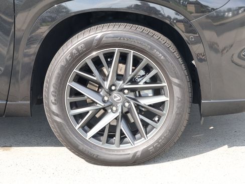Used 2025 Lexus TX 350 AWD w/ Technology Package image 11
