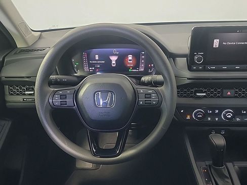 Certified 2025 Honda Accord SE image 20