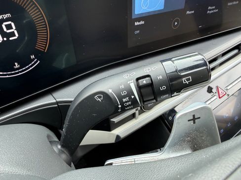 Used 2024 Hyundai Santa Fe SEL image 29