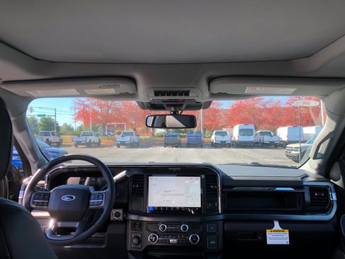 New 2026 Ford F250 Lariat w/ FX4 Off-Road Package image 12