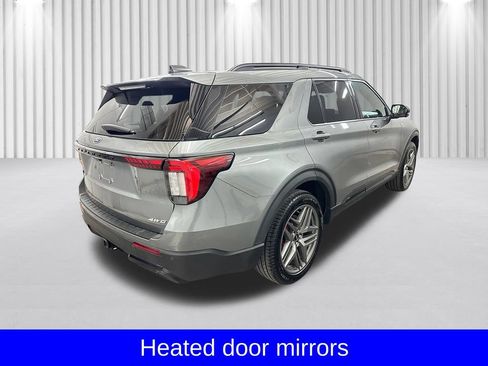 Used 2026 Ford Explorer ST-Line w/ ST-Line Street Pack AWD/4WD image 7