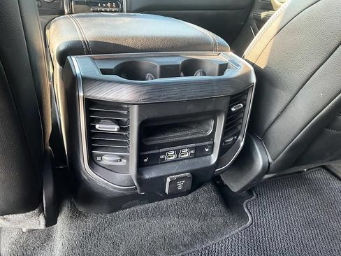 Used 2024 RAM 1500 Laramie AWD/4WD image 31