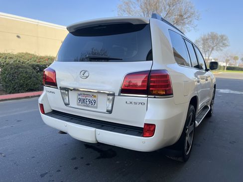 Used 2009 Lexus LX 570 4WD image 5