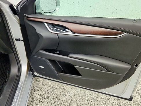 Used 2019 Cadillac XTS Luxury w/ Driver Awareness Package FWD image 27