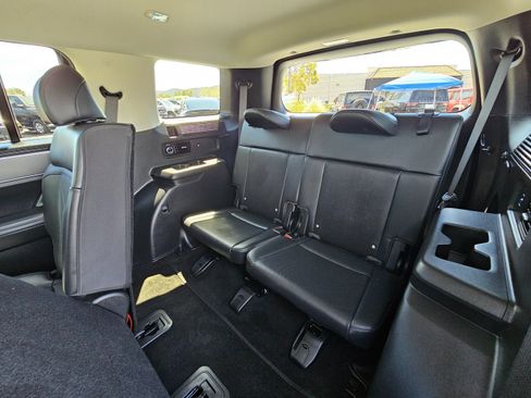 Used 2026 Hyundai Santa Fe SEL FWD image 21
