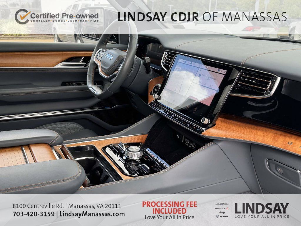 Used 2024 Jeep Grand Wagoneer Series III w/ Rear Seat Video Group 1 AWD/4WD image 12