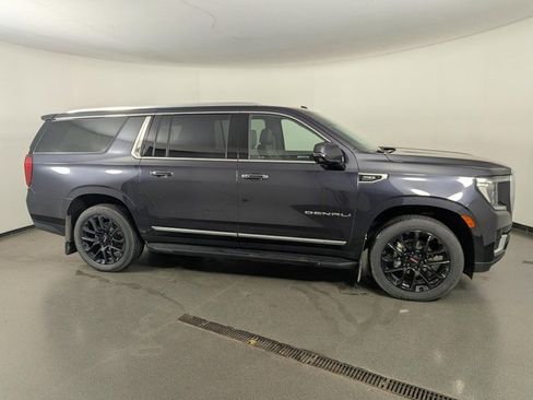 Used 2024 GMC Yukon XL Denali w/ Max Trailering Package image 8