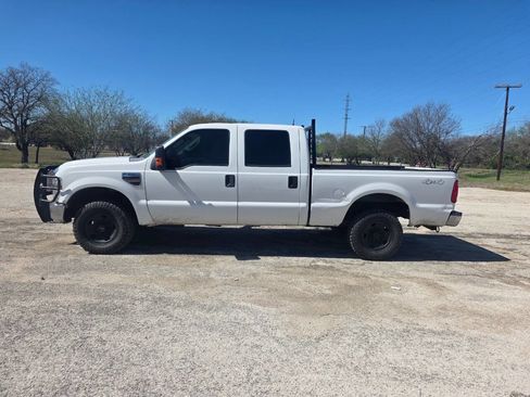 Used 2009 Ford F250 Lariat image 6