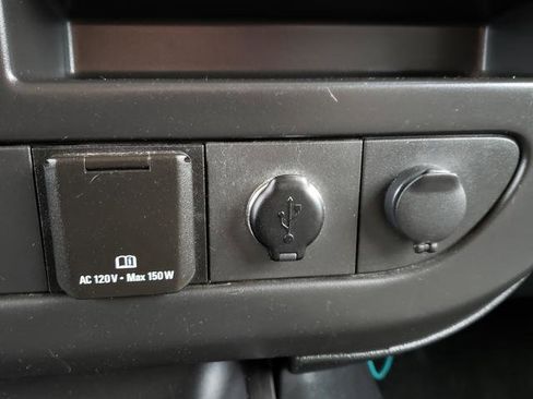 Used 2017 Chevrolet Express 3500 LT w/ LT Preferred Equipment Group image 23