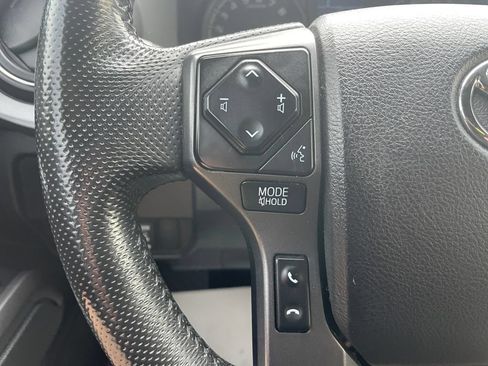 Used 2021 Toyota Tacoma TRD Sport w/ Technology Package AWD/4WD image 36