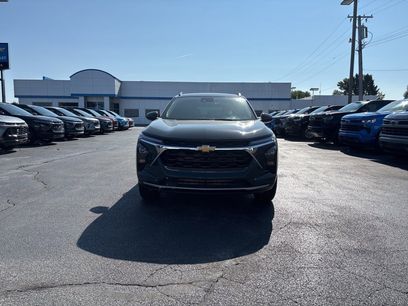New 2025 Chevrolet Trax LT w/ Driver Confidence Package