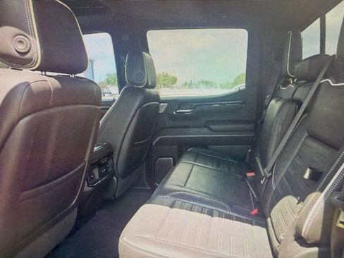 Used 2022 GMC Sierra 1500 AT4X AWD/4WD image 7