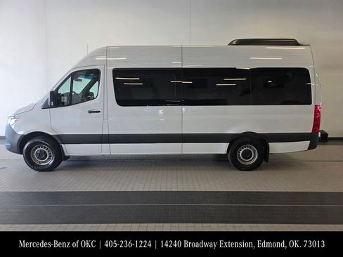 Used 2025 Mercedes-Benz Sprinter 2500 image 1