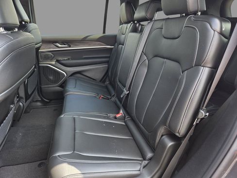 New 2026 Jeep Grand Cherokee L Limited w/ Limited Altitude Package RWD image 23