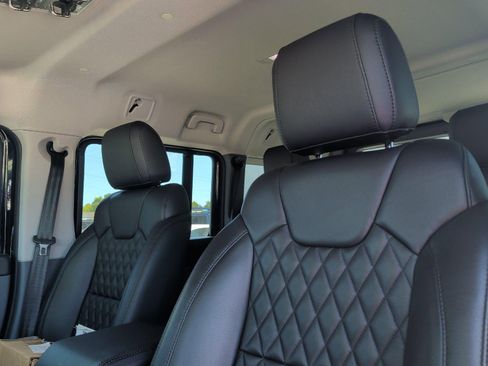 Used 2024 INEOS Grenadier AWD/4WD image 30