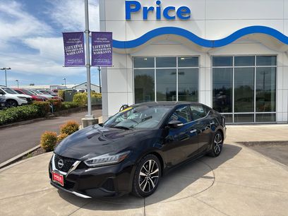 Used 2023 Nissan Maxima SV w/ Floor Mat Group