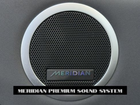 Used 2018 Land Rover Discovery HSE image 46