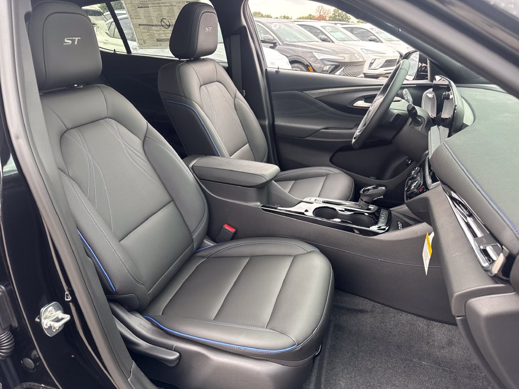 New 2026 Buick Envista Sport Touring w/ Convenience I Package FWD image 11