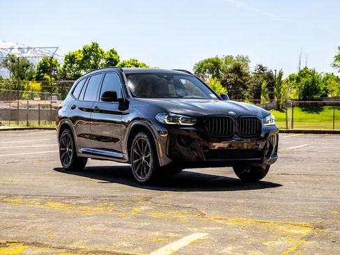 Used 2024 BMW X3 xDrive30i w/ Premium Package AWD/4WD image 6