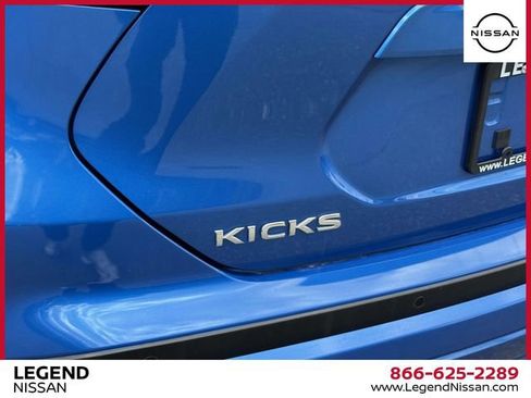 Used 2024 Nissan Kicks SV FWD image 11