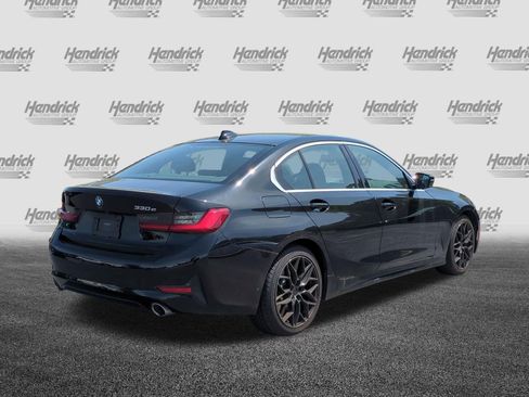 Used 2021 BMW 330e image 10