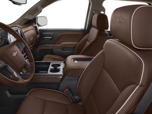 Used 2018 Chevrolet Silverado 1500 High Country AWD/4WD image 12