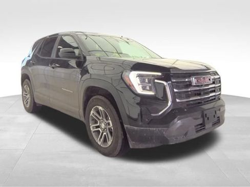 Used 2025 GMC Terrain Elevation AWD/4WD image 3