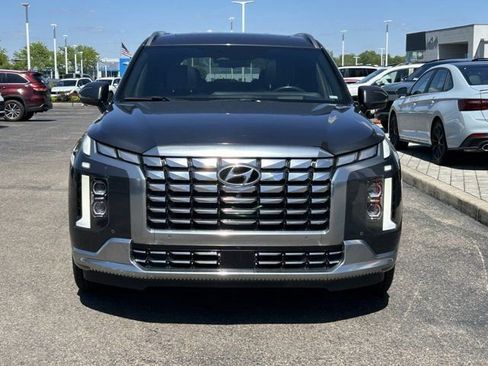 Used 2024 Hyundai Palisade Calligraphy AWD/4WD image 2