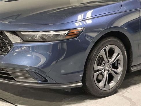 Certified 2023 Honda Accord EX image 11