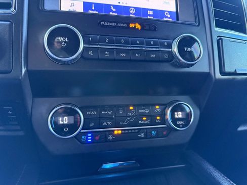 Used 2020 Ford Expedition King Ranch image 28