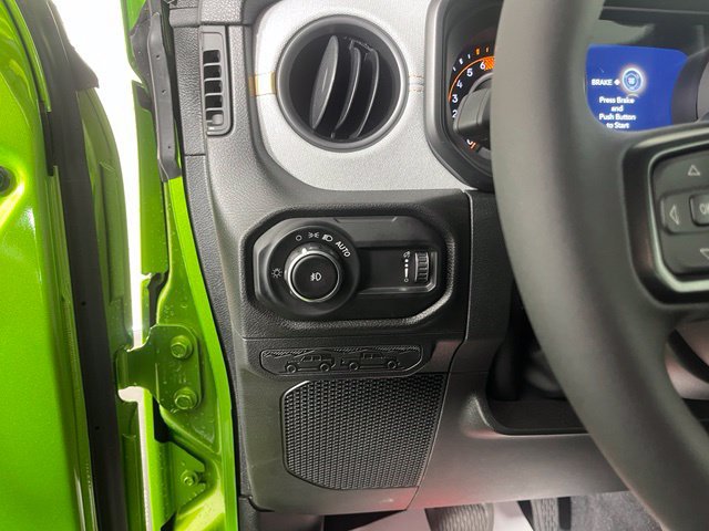 Used 2026 Jeep Wrangler Unlimited Sport AWD/4WD image 19