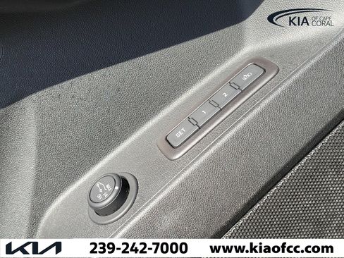 Used 2019 Chevrolet Equinox Premier FWD image 20