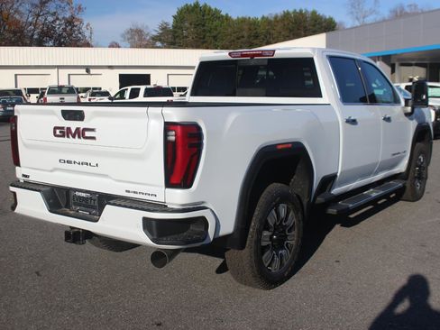 New 2026 GMC Sierra 2500 Denali image 7