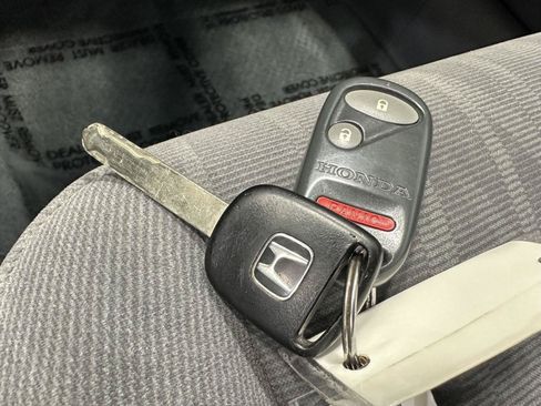 Used 2004 Honda Civic EX image 25