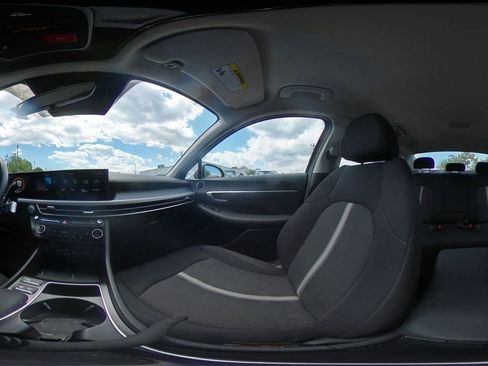 Used 2025 Hyundai Sonata SEL FWD image 42