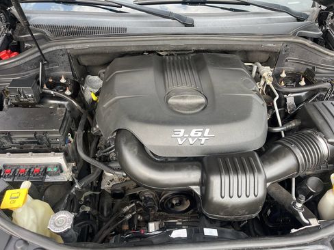 Used 2012 Jeep Grand Cherokee Laredo image 35