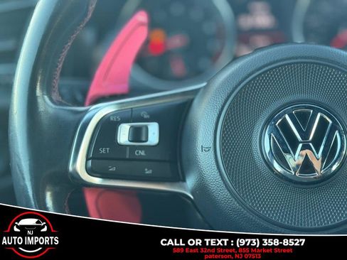 Used 2017 Volkswagen GTI Sport image 20
