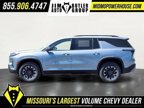New 2026 Chevrolet Traverse Z71 w/ LPO, Floor Liner Package AWD/4WD image 2