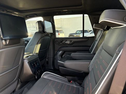 New 2026 GMC Yukon AT4 Ultimate w/ LPO, Floor Liner Package image 16