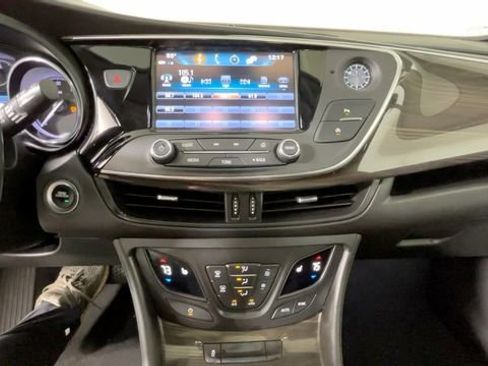 Used 2019 Buick Envision Essence FWD image 34