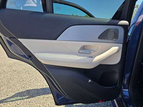 New 2026 Mercedes-Benz GLE 53 AMG 4MATIC Coupe image 22