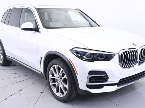 Used 2022 BMW X5 xDrive40i w/ Luxury Seating Package image 9