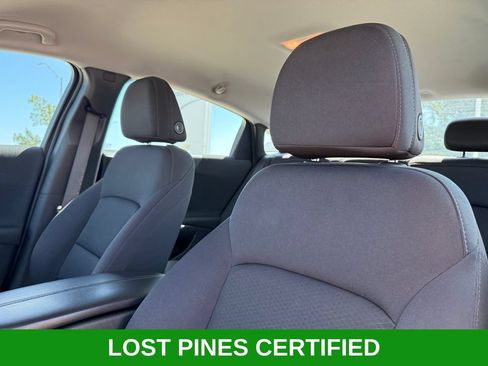 Used 2024 Chevrolet Malibu LT FWD image 11