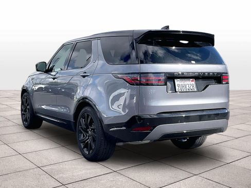 Used 2025 Land Rover Discovery Dynamic SE AWD/4WD image 14