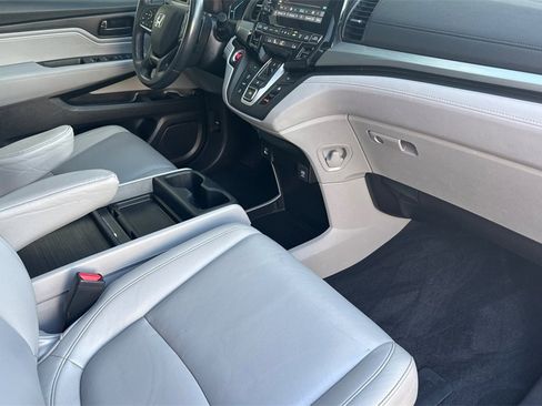 Used 2023 Honda Odyssey EX-L image 16